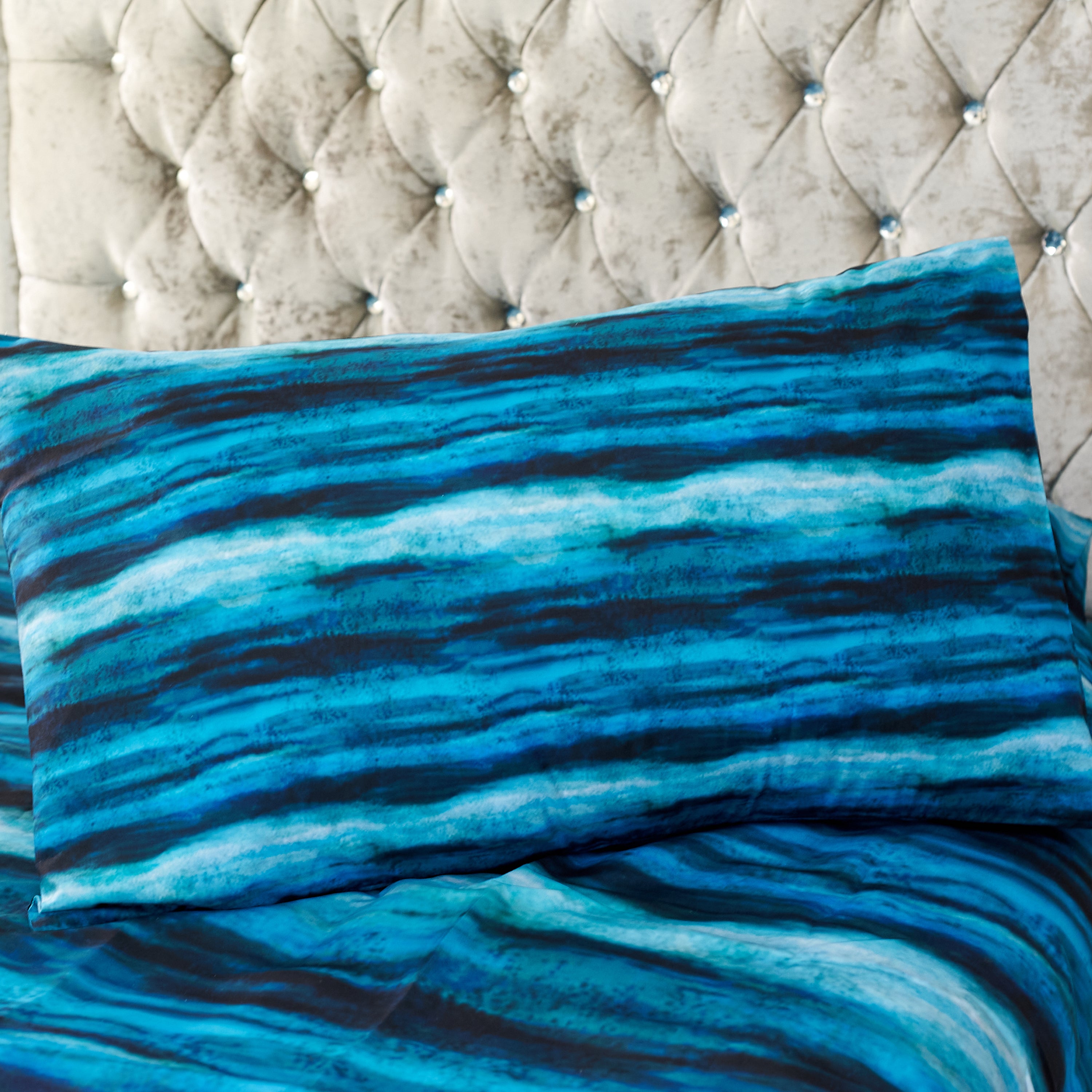 HAAQ Ocean Wave Duvet Cover Set